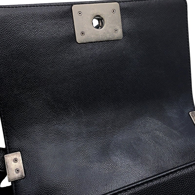 シャネル チェーンショルダーバッグ ボーイシャネル スモール マトラッセ ココマーク キャビアスキン A67085 BOY CHANEL 黒