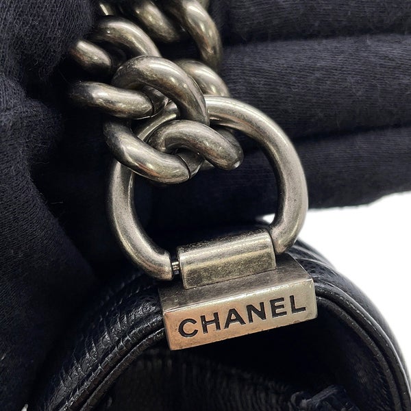 シャネル チェーンショルダーバッグ ボーイシャネル スモール マトラッセ ココマーク キャビアスキン A67085 BOY CHANEL 黒