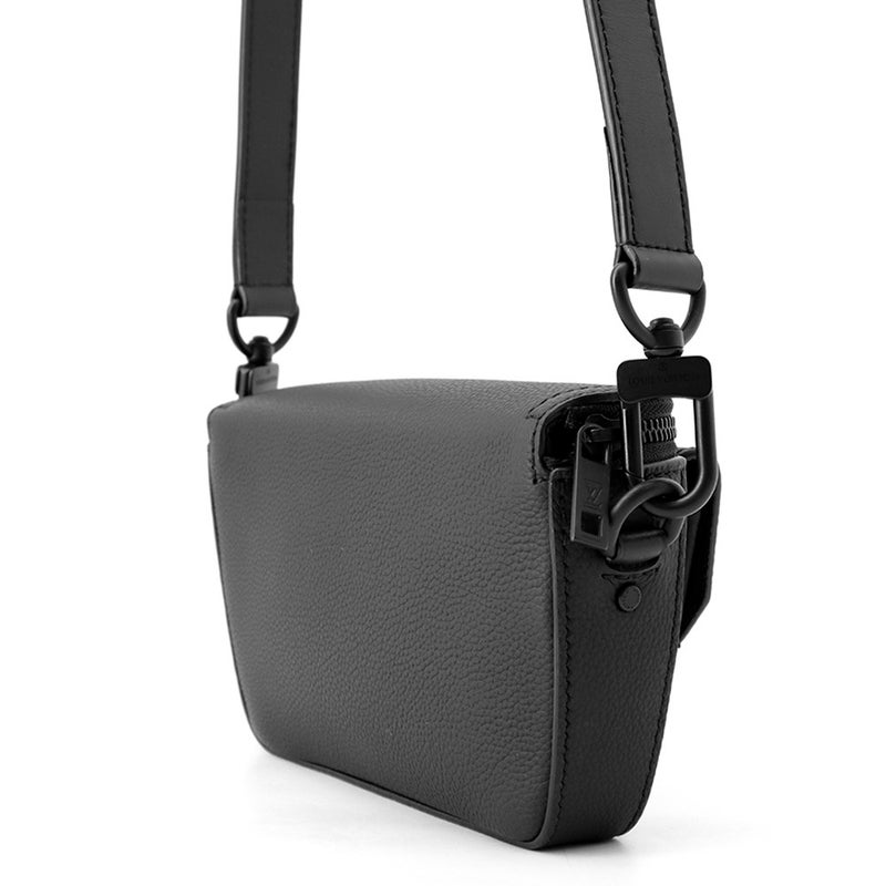 ルイヴィトン ショルダーバッグ LV アエログラム パイロット ウェアラブル ウォレット M83563 ブラック 黒
