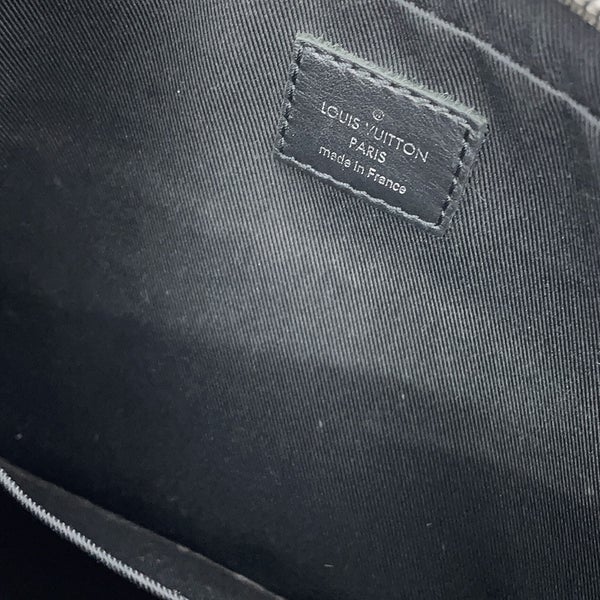 ルイヴィトン ショルダーバッグ モノグラム・エクリプス リバース トリオ・メッセンジャー M69443 ブラック 黒