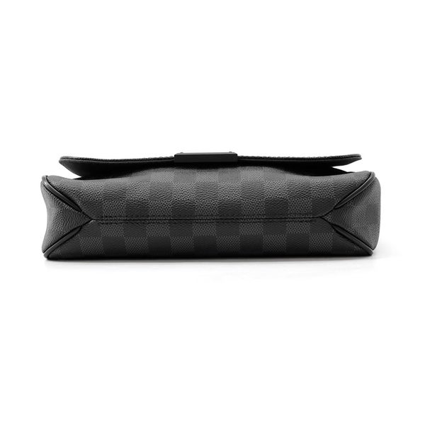 ルイヴィトン ショルダーバッグ ダミエ・グラフィット ディストリクトPM N41260 LOUIS VUITTON 黒 ブラック