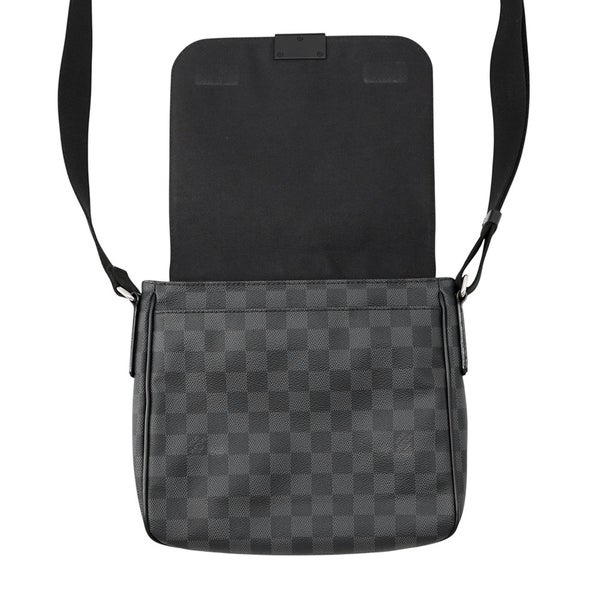 ルイヴィトン ショルダーバッグ ダミエ・グラフィット ディストリクトPM N41260 LOUIS VUITTON 黒 ブラック
