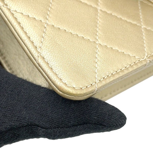 シャネル チェーンショルダーバッグ マトラッセ ココマーク レザー クリアパール AS0585 CHANEL