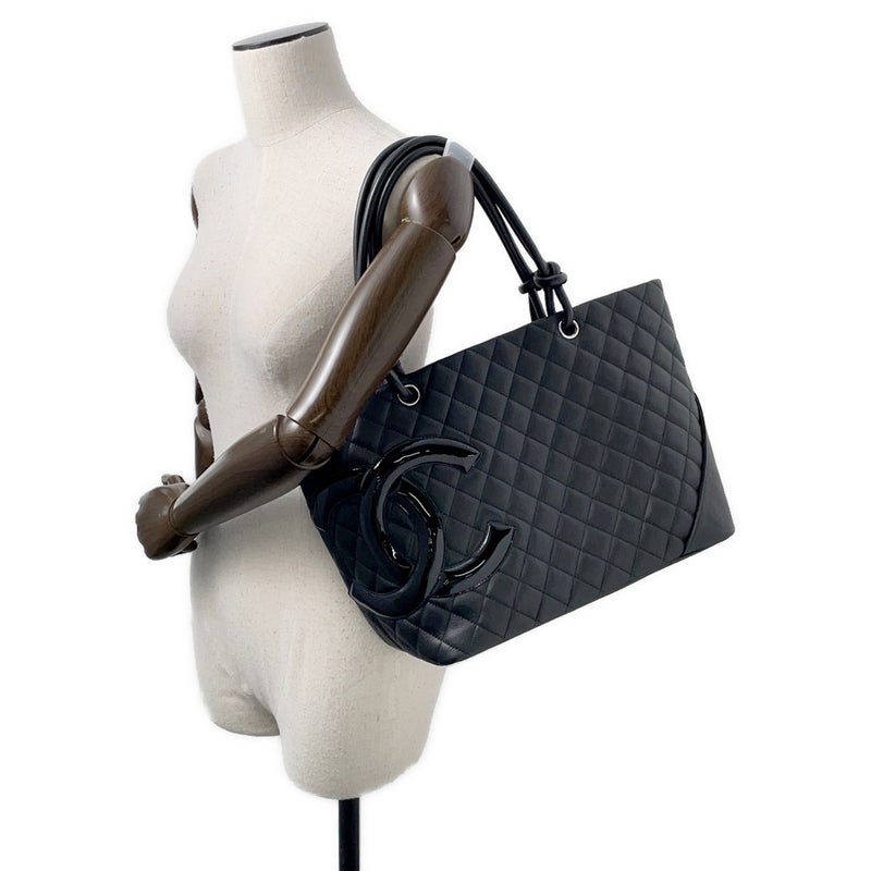 シャネル トートバッグ カンボンライン ラージトート ココマーク レザー A25169 CHANEL 黒