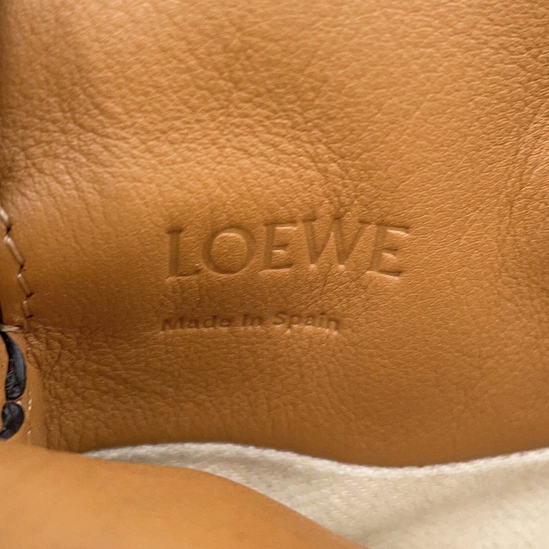 ロエベ ショルダーバッグ アナグラム フラメンコ ポケット カーフレザー A411F10X01 LOEWE