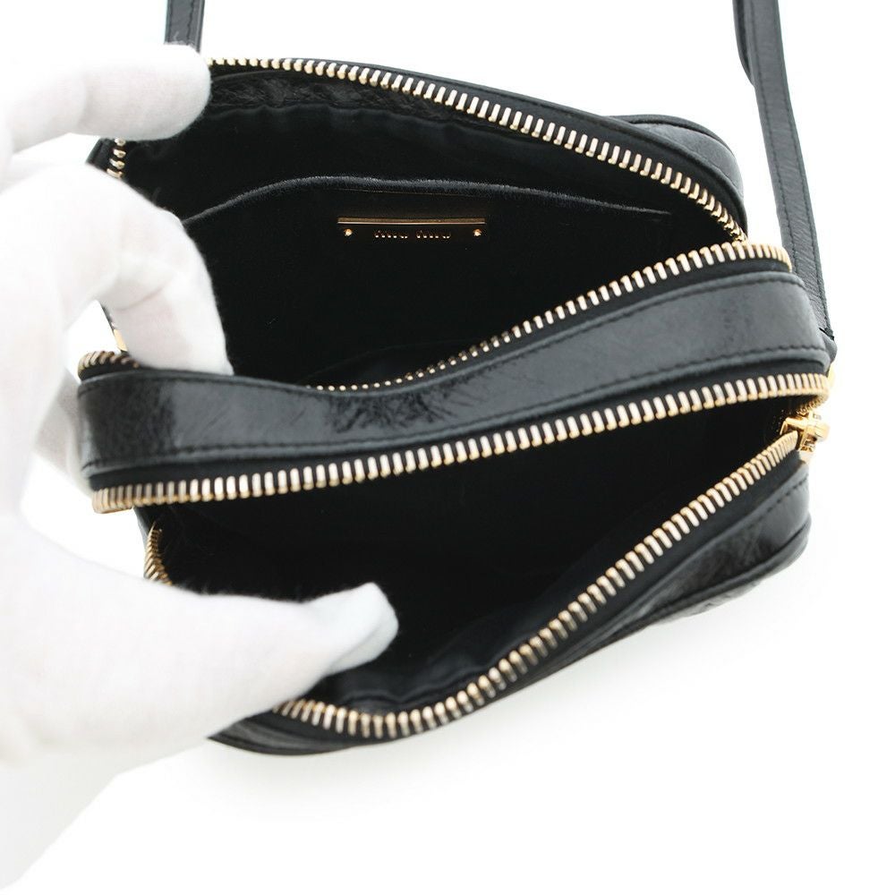 MIU MIU ブラック キルティングショルダーバッグ MIU MIU - ミュウミュウ マテラッセ ショルダーバッグ ハンド 2WAY