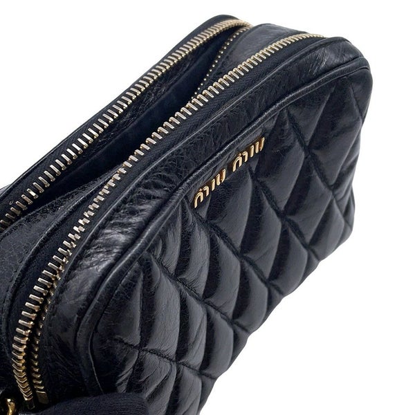 ミュウミュウ ショルダーバッグ キルティング レザー Miu Miu バッグ 黒