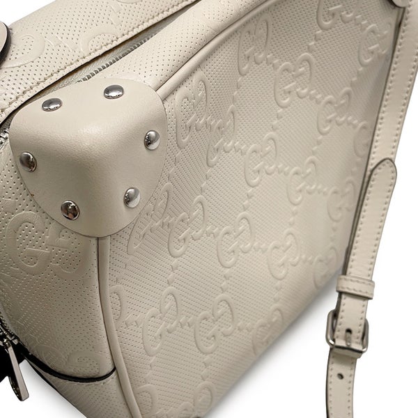 グッチ ショルダーバッグ GGエンボス レザー 626363 GUCCI バッグ 白