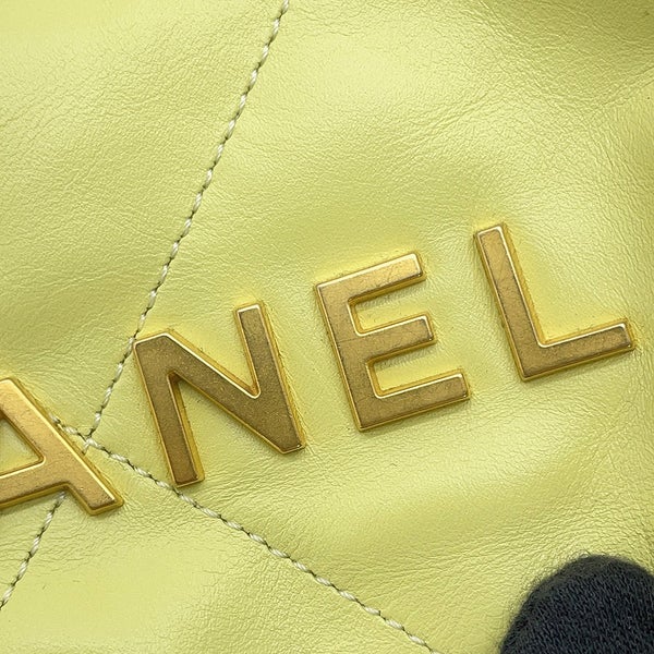 シャネル ハンドバッグ CHANEL 22 ミニ ココマーク シャイニーカーフレザー AS3980 CHANEL 2wayショルダーバッグ