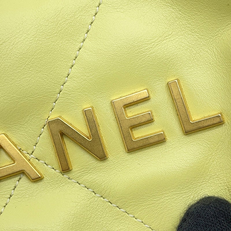 シャネル ハンドバッグ CHANEL 22 ミニ ココマーク シャイニーカーフレザー AS3980 CHANEL 2wayショルダーバッグ