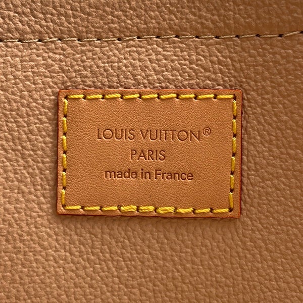 ルイヴィトン ポーチ モノグラム トイレタリー･バッグ M11750 LOUIS VUITTON ヴィトン 小物入れ メンズ