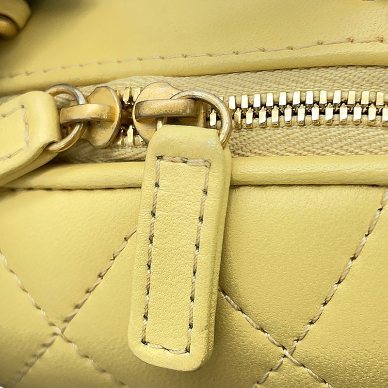 シャネル チェーンショルダーバッグ マトラッセ ココマーク バニティ レザー AP2699 CHANEL