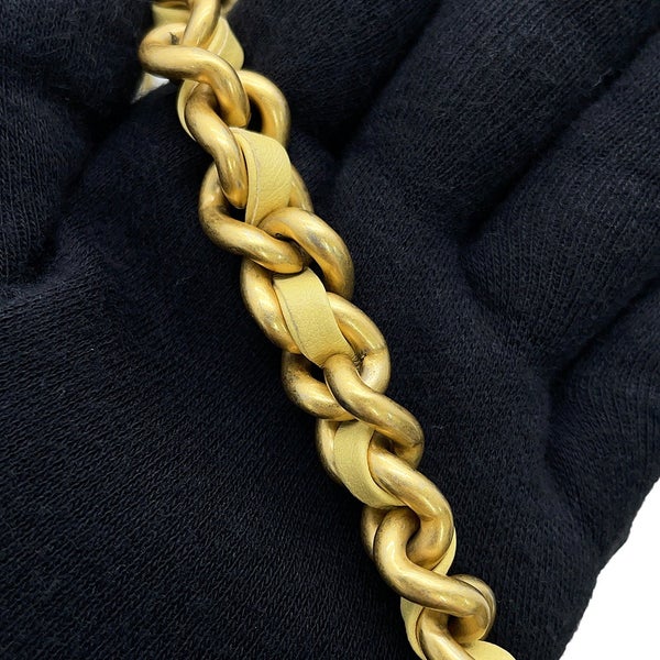 シャネル チェーンショルダーバッグ マトラッセ ココマーク バニティ レザー AP2699 CHANEL