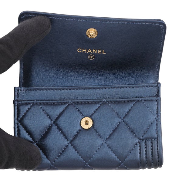 シャネル カードケース ボーイシャネル ココマーク マトラッセ ラムスキン A80603 CHANEL 財布 メタリック 名刺入れ