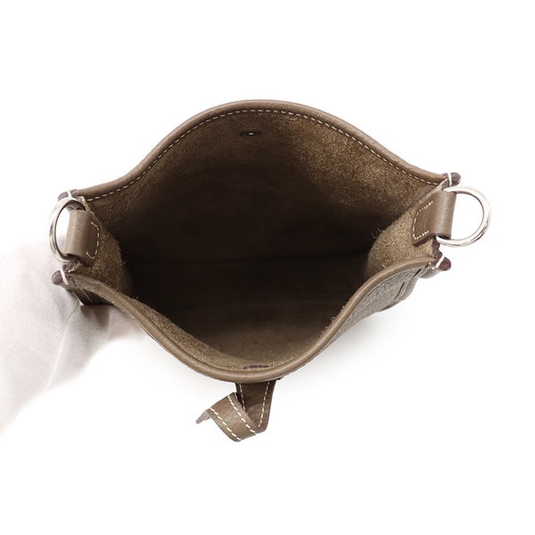エルメス ショルダーバッグ エブリンTPM 111cm エトゥープ/ブルーインディゴ/シルバー金具 トリヨンクレマンス U刻印 HERMES Evelyne