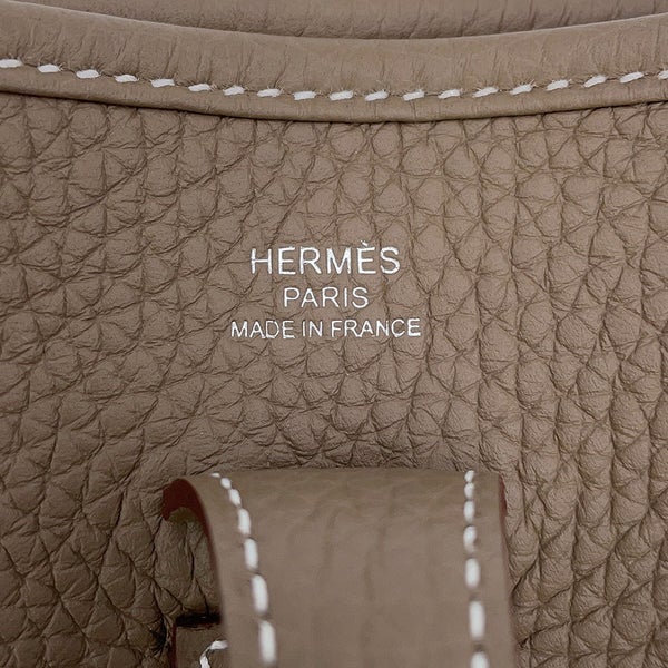 エルメス ショルダーバッグ エブリン3 23 エトゥープ/シルバー金具 トリヨンクレマンス G刻印 HERMES Evelyne