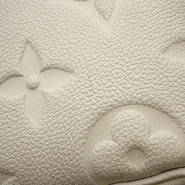 ルイヴィトン ショルダーウォレット モノグラム・アンプラント ウォレット オン チェーン・アイビー M82210