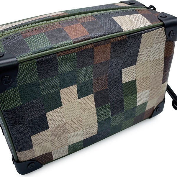 ルイヴィトン ショルダーバッグ ダモフラージュ ミニ・ソフトトランク M24581 LOUIS VUITTON ヴィトン