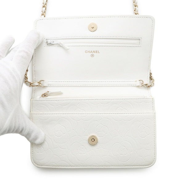 シャネル チェーンウォレット カメリア エンボス ココマーク キャビアスキン A47421 CHANEL 財布 白