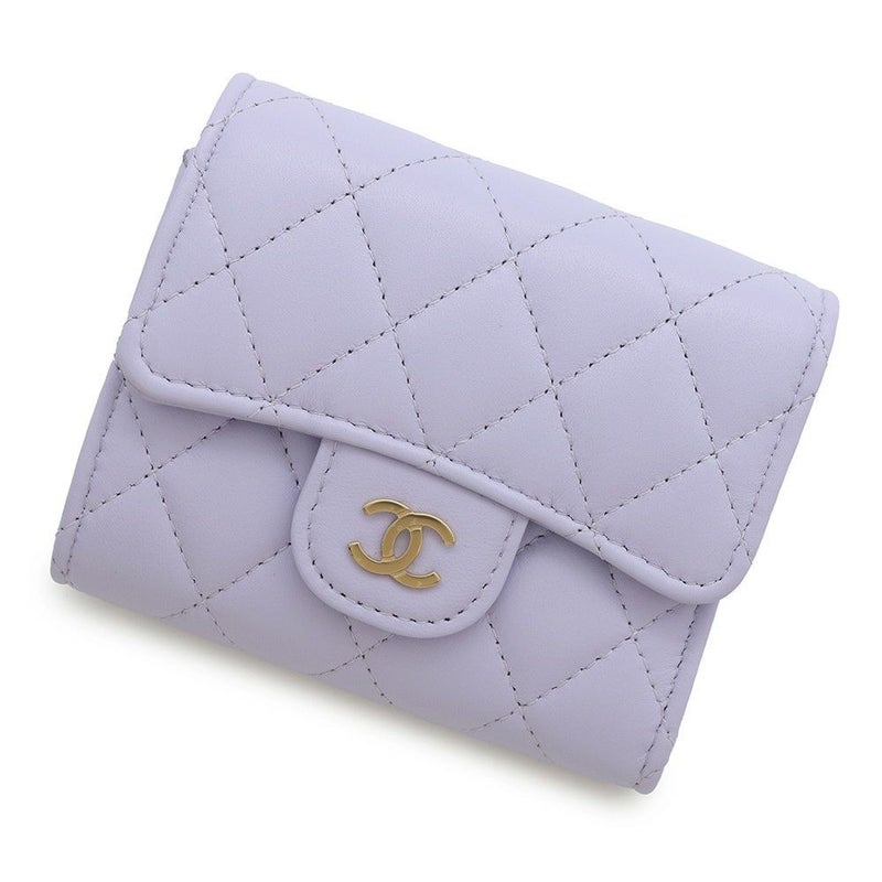 シャネル 三つ折り財布 マトラッセ ココマーク クラシック スモール フラップ ウォレット ラムスキン AP0229