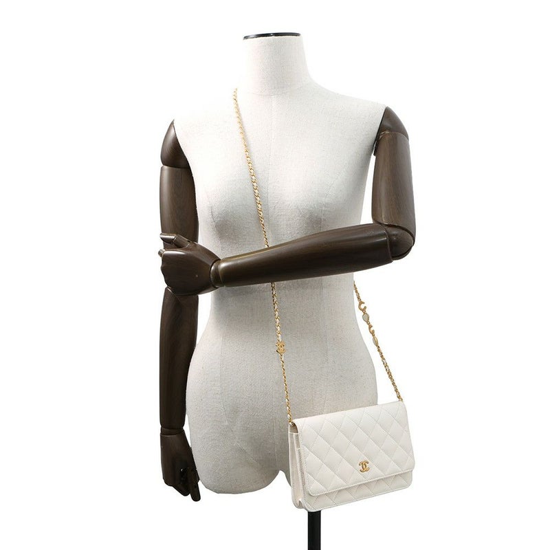 シャネル チェーンウォレット マトラッセ ココマーク ラムスキン AP3035 CHANEL 財布 白