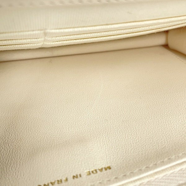 シャネル チェーンウォレット マトラッセ ココマーク ラムスキン AP3035 CHANEL 財布 白