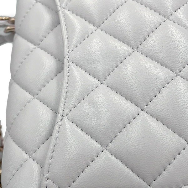 シャネル チェーンショルダーバッグ マトラッセ ココマーク トップハンドル ミニ フラップ ラムスキン AS2431 CHANEL