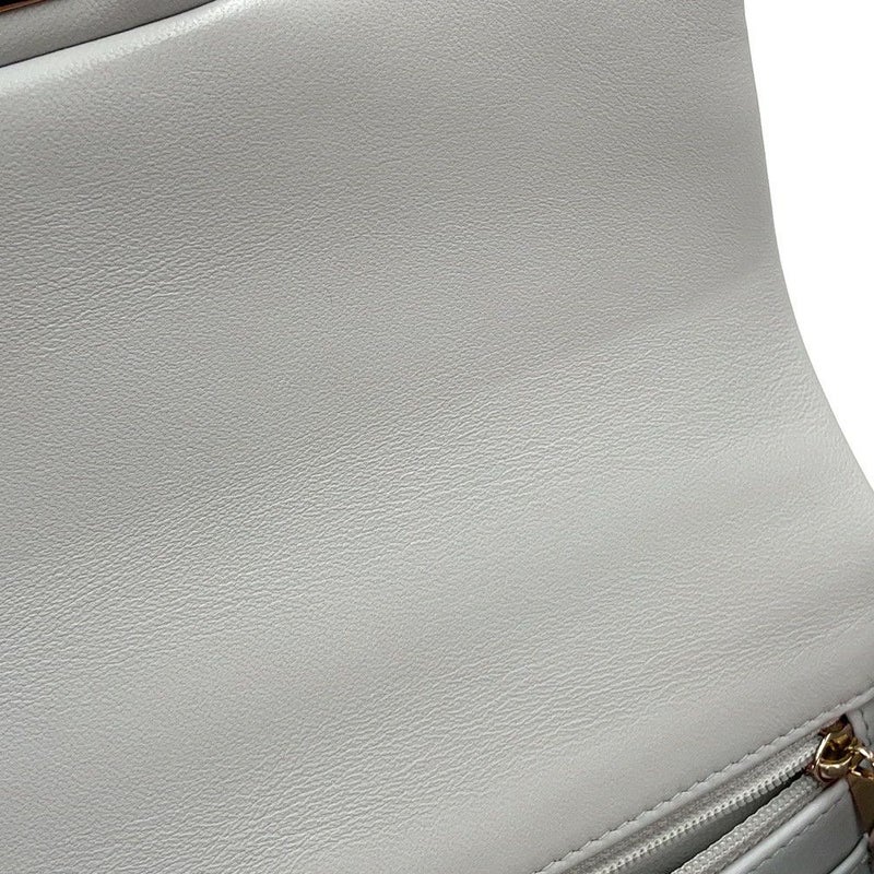 シャネル チェーンショルダーバッグ マトラッセ ココマーク トップハンドル ミニ フラップ ラムスキン AS2431 CHANEL