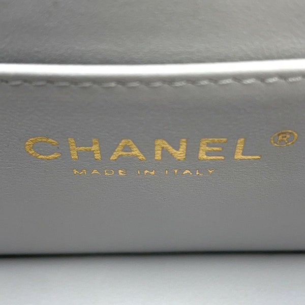 シャネル チェーンショルダーバッグ マトラッセ ココマーク トップハンドル ミニ フラップ ラムスキン AS2431 CHANEL