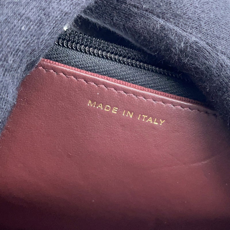 シャネル チェーンウォレット クラシック マトラッセ ココマーク キャビアスキン AP4241 CHANEL 財布 黒