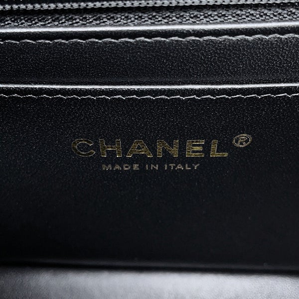 シャネル チェーンショルダーバッグ ミニ クラシック マトラッセ ココマーク ラムスキン A35200 CHANEL バッグ ミニマト 黒