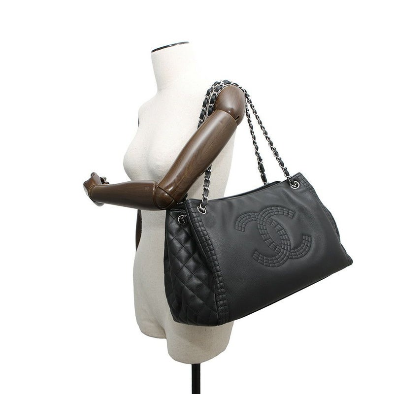 シャネル チェーントートバッグ ココマーク マトラッセ ラムスキン A67172 CHANEL 黒
