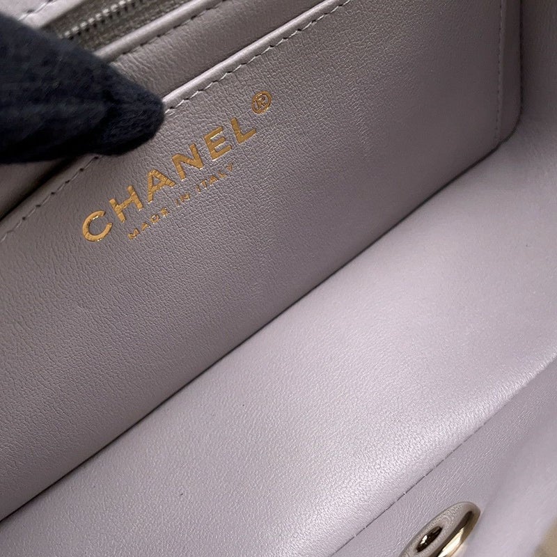 シャネル チェーンショルダーバッグ ミニ マトラッセ 20 ココマーク ラムスキン A69900 CHANEL ミニ フラップ