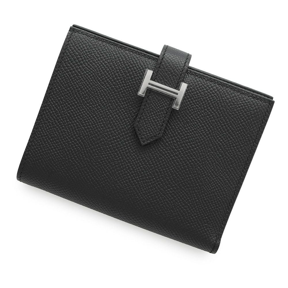 エルメス HERMES ベアンコンパクト 二つ折り財布 財布 レザー カーフ（牛革） ヴォーマダム ヴォーマダム ソーブラック K刻印（2025年製造） レディース ブラック系 【中古】 HERMES - エルメス HERMES ベアンコンパクト 二つ折り財布 財布 レザー
