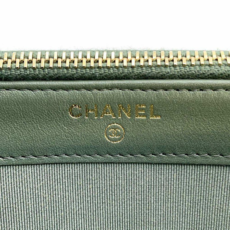 シャネル チェーンウォレット ココマーク マトラッセ キルティング A82527 CHANEL ポシェット 財布