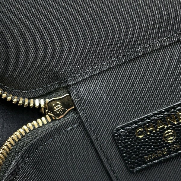シャネル ハンドバッグ マトラッセ ココマーク ミニ バニティバッグ パール キャビアスキン AP2161 CHANEL 黒