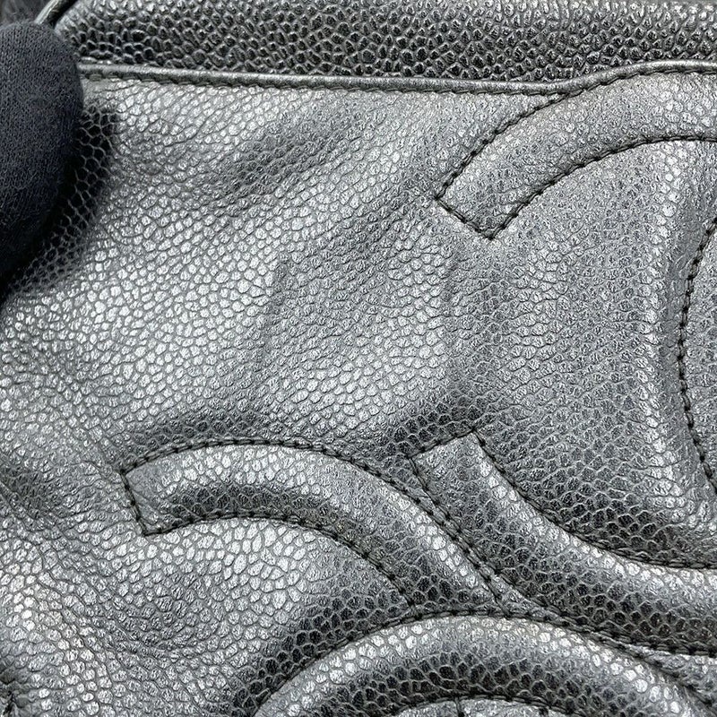 シャネル ショルダーバッグ トリプルココ キャビアスキン CHANEL 黒