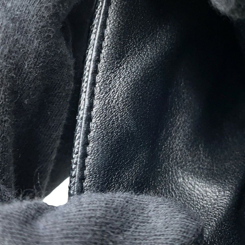 シャネル チェーンショルダーバッグ マトラッセ ココマーク カメラケース キャビアスキン A91796 CHANEL ポシェット 黒