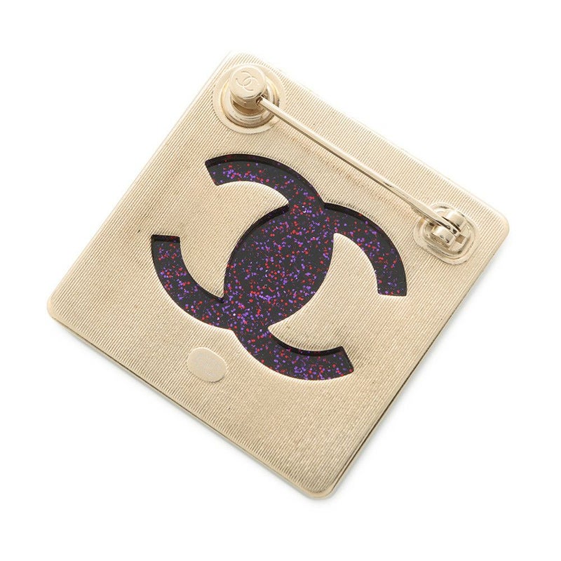 シャネル ブローチ No.5 メタル ラメ A21K CHANEL アクセサリー