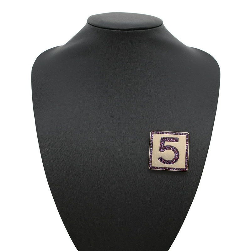 シャネル ブローチ No.5 メタル ラメ A21K CHANEL アクセサリー