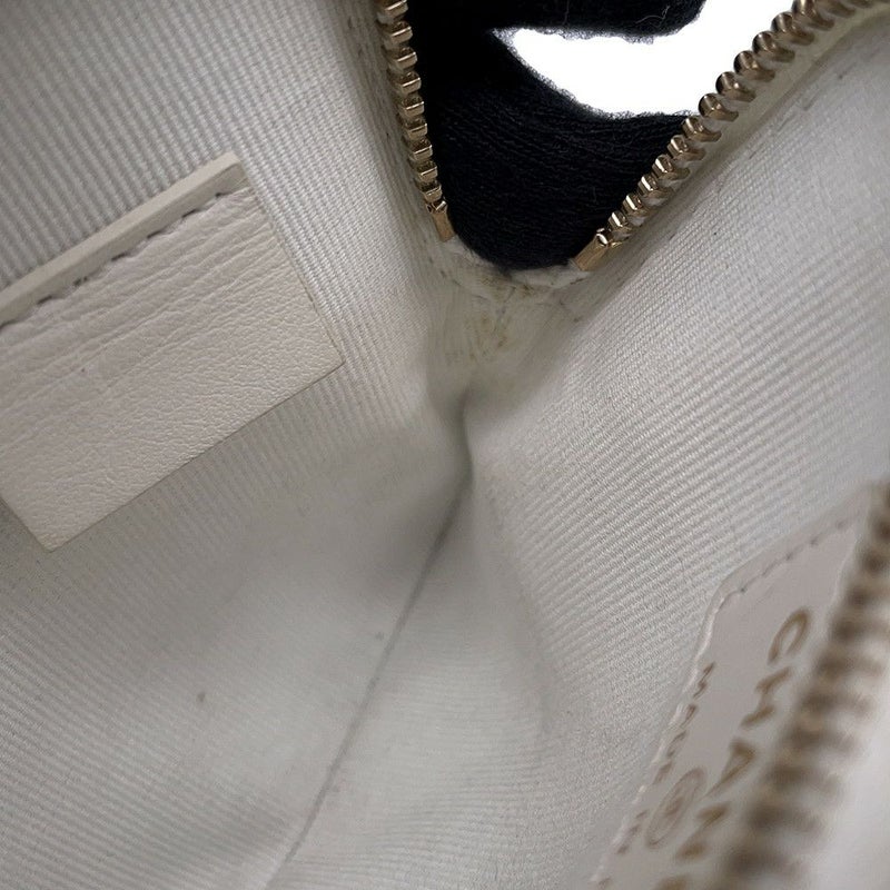 シャネル コインケース マトラッセ ココマーク キャビアスキン AP2061 CHANEL 財布 小銭入れ 白