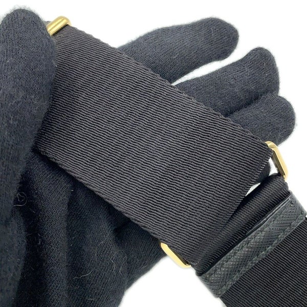 プラダ ショルダーバッグ Re-Edition 2005 サフィアーノ 1BH204 PRADA 2wayバッグ 黒 2way