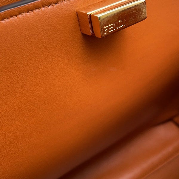 フェンディ ハンドバッグ ピーカブー・アイコニックエッセンシャリー 8BN302 FENDI バッグ 2wayショルダーバッグ