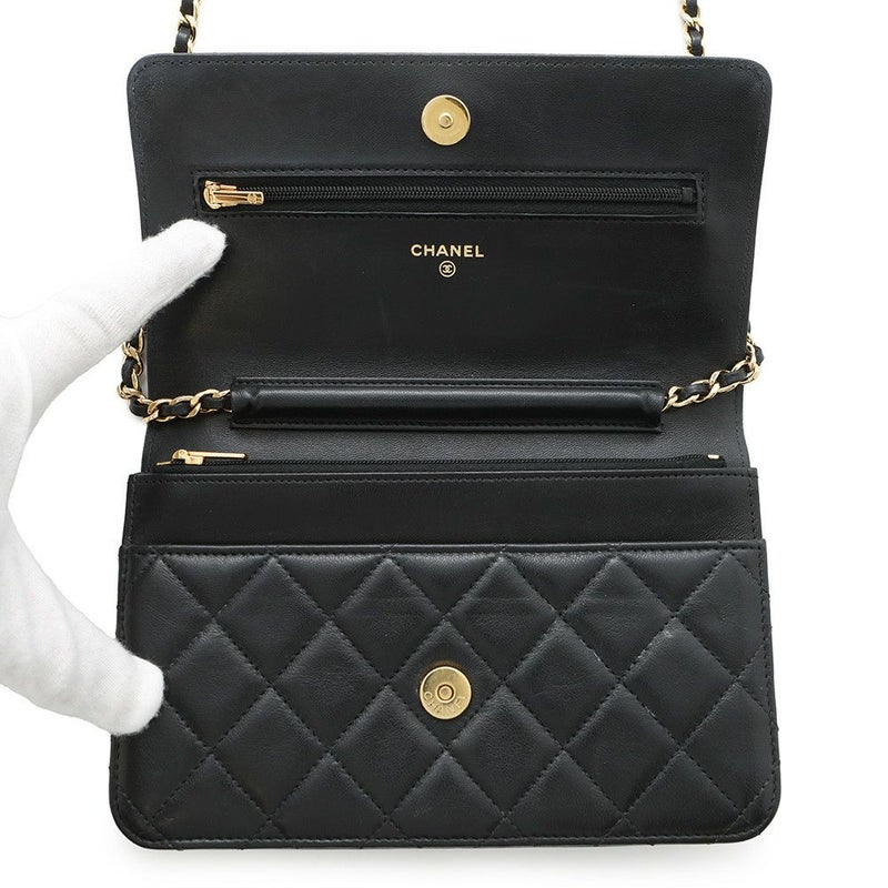 シャネル チェーンウォレット クラシック マトラッセ ココマーク ラムスキン AP0250 CHANEL 財布 黒