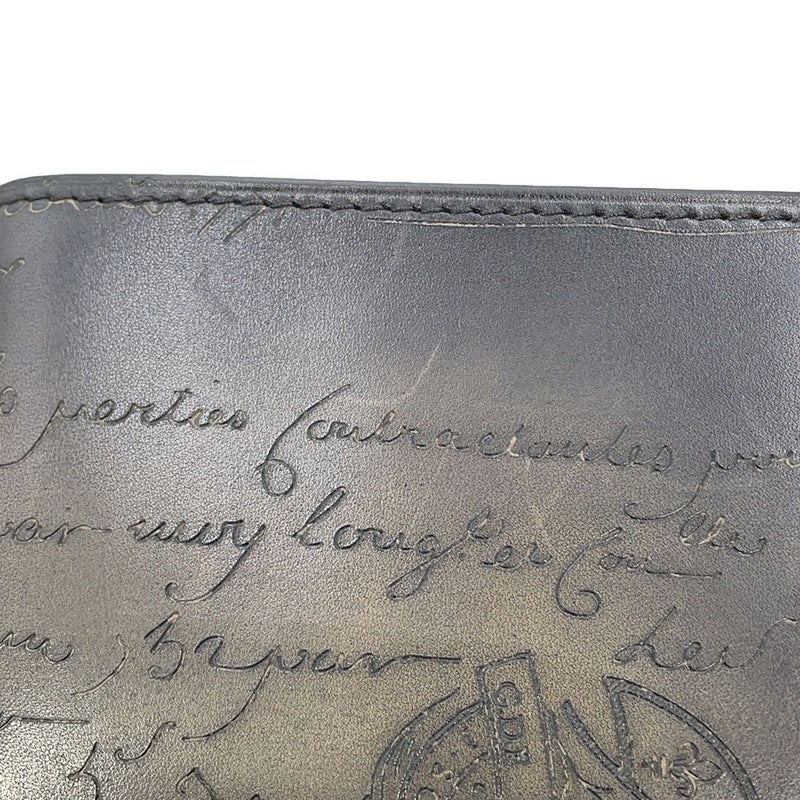 ベルルッティ 二つ折り財布 カリグラフィ レザー Berluti メンズ 黒