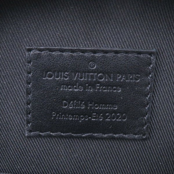 ルイヴィトン ショルダーバッグ モノグラム・タフタージュ ヴァーティカル・ソフトトランク M45935 バッグ 黒 ブラック