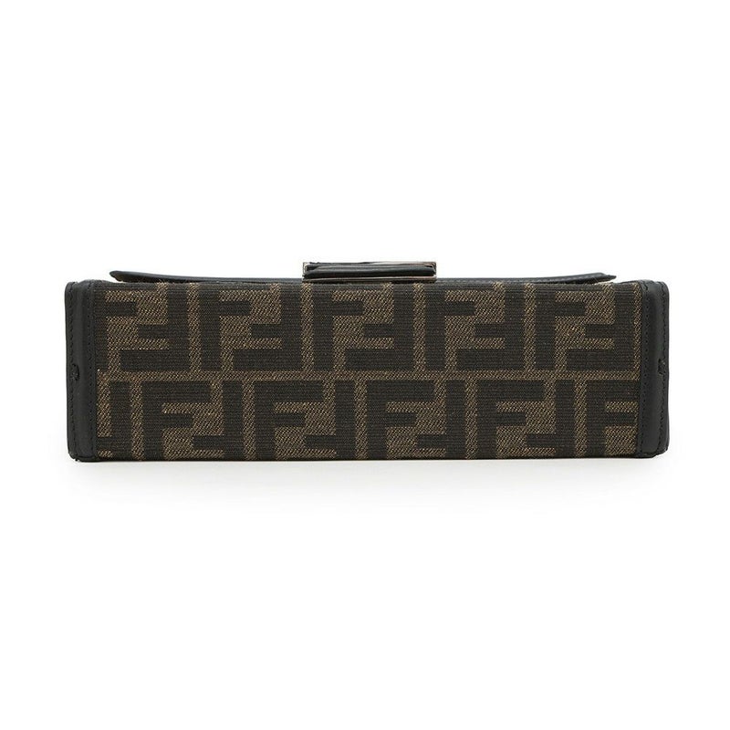 フェンディ ショルダーバッグ フェンディリシャス バゲット ソフトトランク ズッカ柄 7VA565 2024ウィンターホリデーメンズコレクション