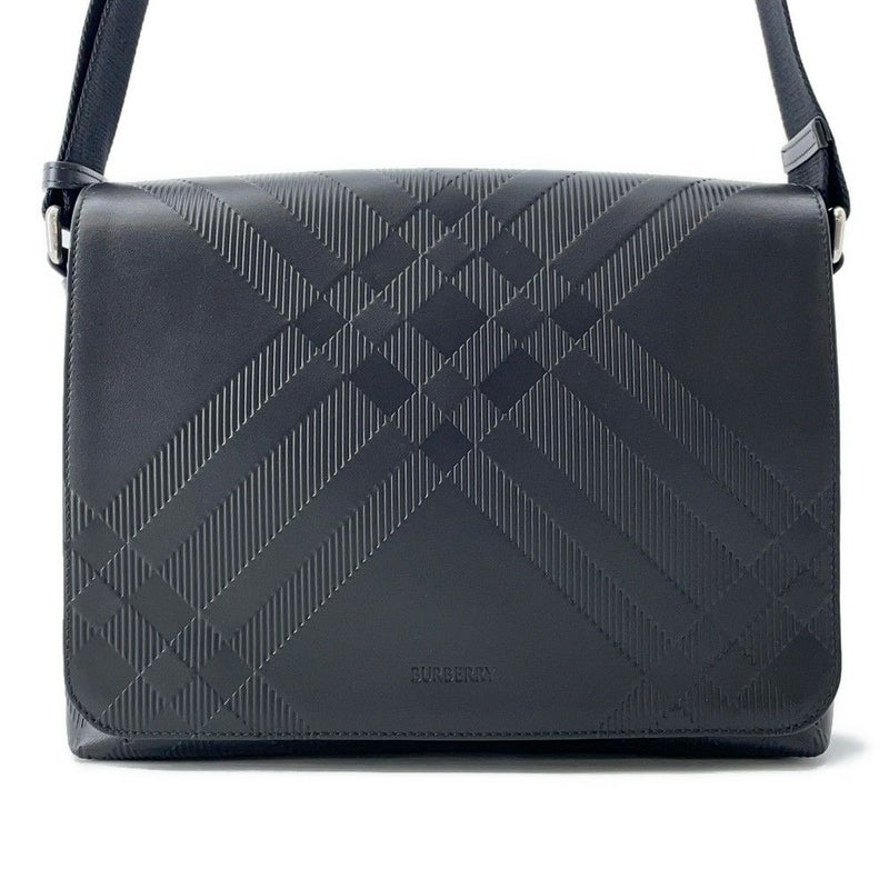 バーバリー ショルダーバッグ エンボスチェック メッセンジャーバッグ カーフレザー 81019221 BURBERRY 黒