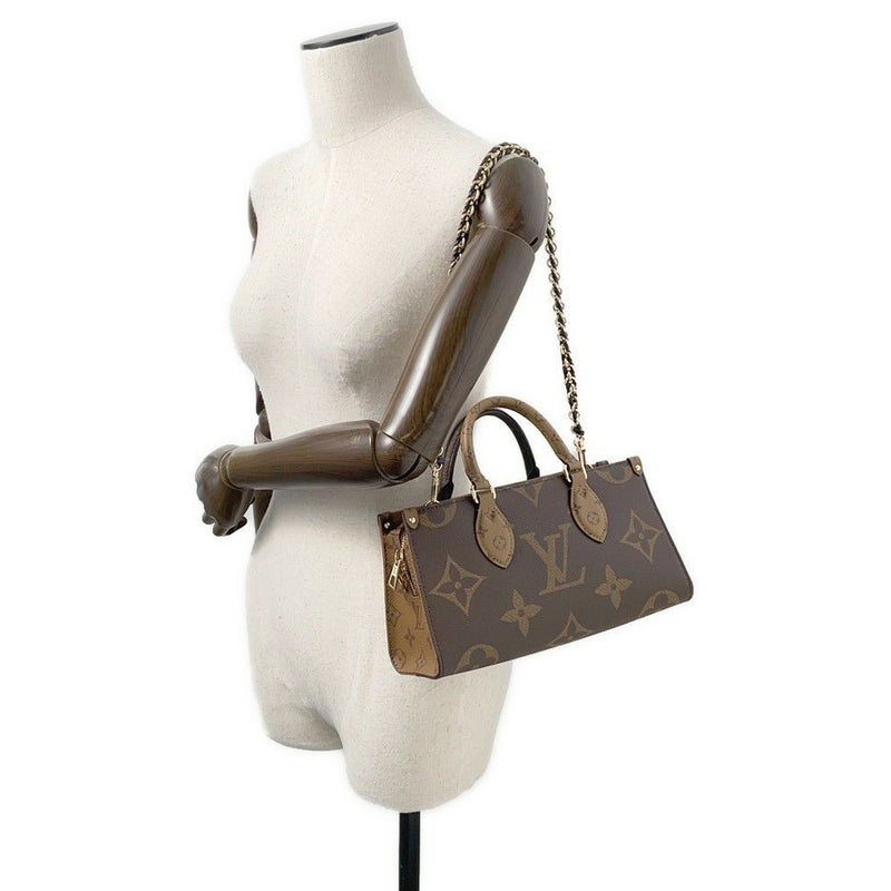 ルイヴィトン ハンドバッグ モノグラム・リバース/モノグラム・ジャイアント オンザゴー EW チェーン M14236 LOUIS VUITTON