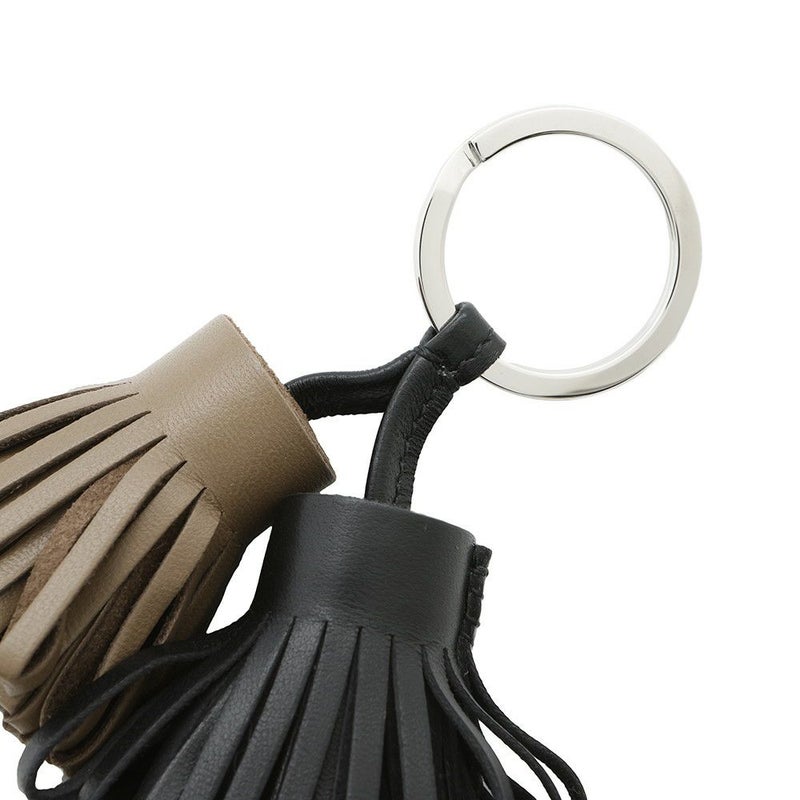 エルメス キーホルダー カルメン ウノドス ブラック/エトゥープ/シルバー金具 ラムスキン HERMES 黒